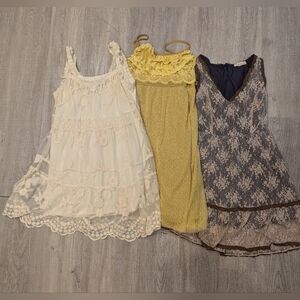 Bundle Vintage style lace dresss